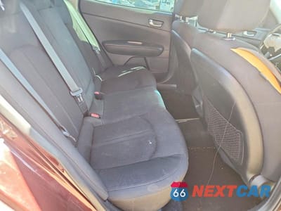 Zdjęcie 10 z 12 samochodu: 2019 KIA OPTIMA LX VIN:5XXGT4L39KG301371 - miniatura