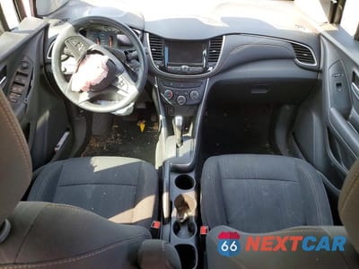 Zdjęcie 8 z 14 samochodu: 2020 CHEVROLET TRAX 1LT VIN:3GNCJLSB1LL324728 - miniatura