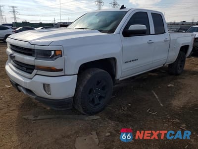 2016 CHEVROLET SILVERADO K1500 LT 1GCVKREC8GZ235341 - główne zdjęcie licytacji z USA - miniatura