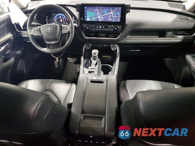 Zdjęcie 8 z 12 samochodu: 2024 TOYOTA GRAND HIGHLANDER XLE VIN:5TDAAAB53RS040731 - miniatura