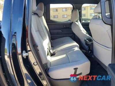 Zdjęcie 10 z 12 samochodu: 2025 TOYOTA TACOMA SR5 VIN:3TMLB5JN9SM109412 - miniatura