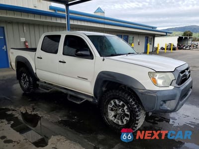 Czwarte zdjęcie samochodu z boku: 2013 TOYOTA TACOMA DOUBLE CAB PRERUNNER VIN:5TFJU4GN0DX039279 - miniatura