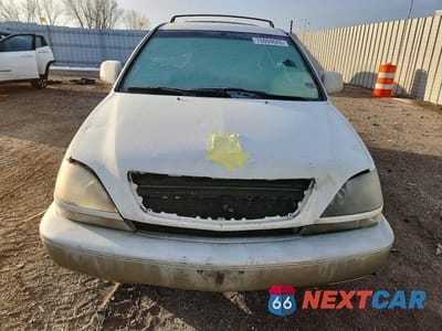 Piąte zdjęcie samochodu w środku: 1999 LEXUS RX 300 VIN:JT6HF10U0X0033169 - miniatura