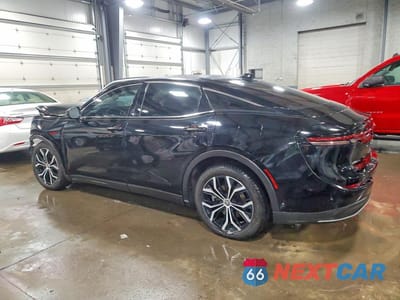 Drugie zdjęcie samochodu z przodu: 2023 TOYOTA CROWN XLE VIN:JTDAAAAF2P3000911 - miniatura