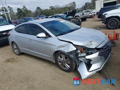 Czwarte zdjęcie samochodu z boku: 2019 HYUNDAI ELANTRA SEL VIN:KMHD84LF6KU738183 - miniatura