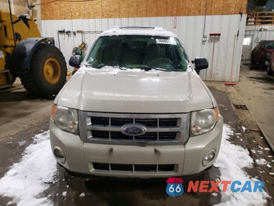 Piąte zdjęcie samochodu w środku: 2008 FORD ESCAPE XLT VIN:1FMCU93Z88KC07179 - miniatura