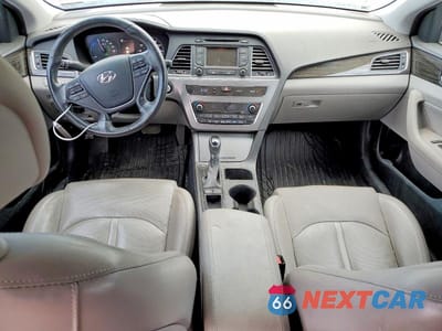 Zdjęcie 8 z 11 samochodu: 2016 HYUNDAI SONATA HYBRID LIMITED VIN:KMHE34L19GA028209 - miniatura