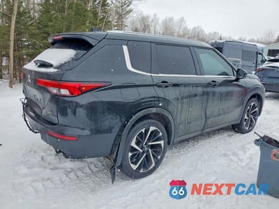 Trzecie zdjęcie samochodu z tyłu: 2024 MITSUBISHI OUTLANDER SEL VIN:JA4J4WA88RZ625698 - miniatura