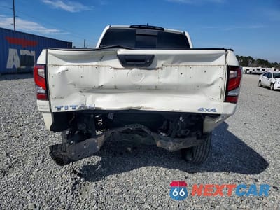 Zdjęcie 6 z 13 samochodu: 2023 NISSAN TITAN PLATINUM RESERVE VIN:1N6AA1ED8PN118469 - miniatura