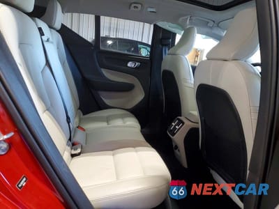 Zdjęcie 11 z 12 samochodu: 2024 VOLVO XC40 PLUS VIN:YV4L12UE3R2214037 - miniatura