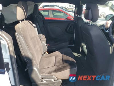 Zdjęcie 11 z 13 samochodu: 2019 DODGE GRAND CARAVAN VIN:2C4RDGBGXKR787627 - miniatura