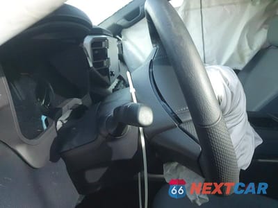 Zdjęcie 9 z 12 samochodu: 2025 TOYOTA TUNDRA SR5 VIN:5TFLA5DB8SX244217 - miniatura