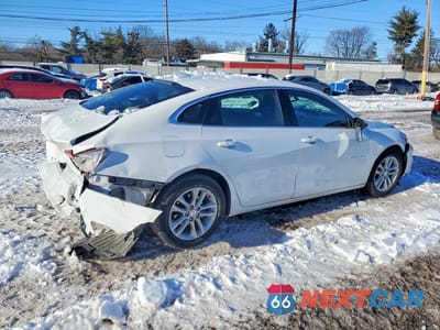Trzecie zdjęcie samochodu z tyłu: 2018 CHEVROLET MALIBU HYBRID VIN:1G1ZF5SU2JF260006 - miniatura