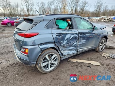 Trzecie zdjęcie samochodu z tyłu: 2018 HYUNDAI KONA ULTIMATE VIN:KM8K5CA53JU103361 - miniatura