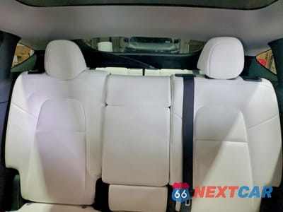 Zdjęcie 10 z 15 samochodu: 2021 TESLA MODEL Y VIN:5YJYGAEE8MF301812 - miniatura