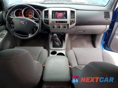 Zdjęcie 8 z 12 samochodu: 2005 TOYOTA TACOMA VIN:5TEUU42N65Z067361 - miniatura