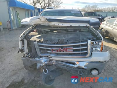 Piąte zdjęcie samochodu w środku: 2013 GMC SIERRA K1500 SLT VIN:3GTP2WE71DG210318 - miniatura