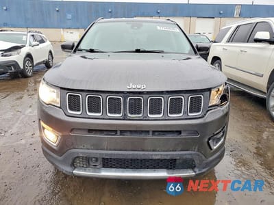 Piąte zdjęcie samochodu w środku: 2021 JEEP COMPASS LIMITED VIN:3C4NJDCB7MT525749 - miniatura