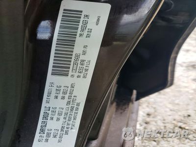 Zdjęcie 12 z 12 samochodu: 2015 CHRYSLER 200 C VIN:1C3CCCCB5FN542021 - miniatura