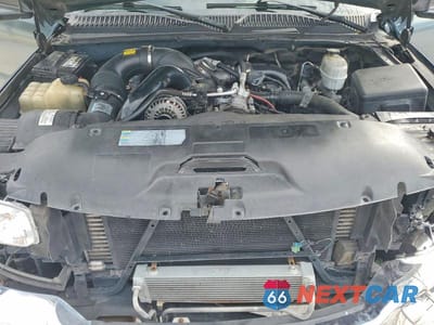 Zdjęcie 11 z 13 samochodu: 2006 GMC SIERRA K2500 HEAVY DUTY VIN:1GTHK23D26F185035 - miniatura