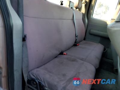 Zdjęcie 10 z 12 samochodu: 2004 FORD F150 VIN:1FTVX12584NC11648 - miniatura