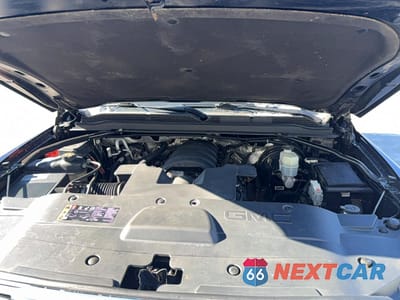 Zdjęcie 7 z 10 samochodu: 2018 GMC YUKON XL DENALI VIN:1GKS2HKJXJR144518 - miniatura