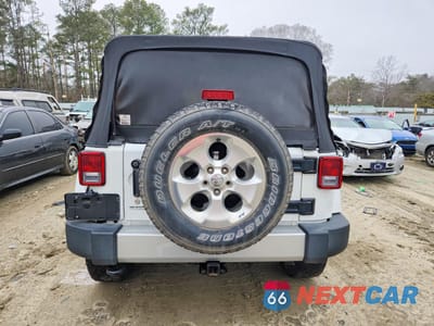 Zdjęcie 6 z 13 samochodu: 2015 JEEP WRANGLER UNLIMITED SAHARA VIN:1C4BJWEG9FL723271 - miniatura