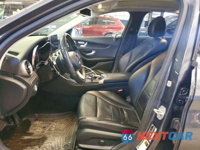 Zdjęcie 7 z 12 samochodu: 2016 MERCEDES-BENZ C 300 4MATIC VIN:55SWF4KB3GU151794 - miniatura