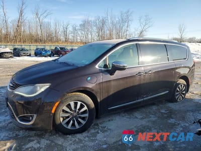 2017 CHRYSLER PACIFICA EHYBRID PLATINUM 2C4RC1N76HR665819 - główne zdjęcie licytacji z USA - miniatura