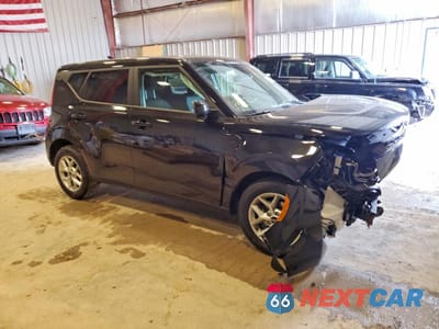 Czwarte zdjęcie samochodu z boku: 2025 KIA SOUL LX VIN:KNDJ23AU3S7968881 - miniatura