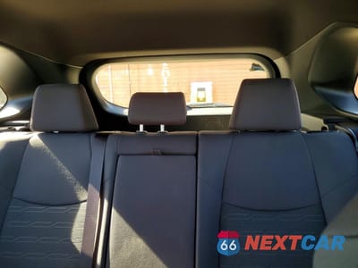 Zdjęcie 10 z 13 samochodu: 2023 TOYOTA RAV4 PRIME SE VIN:JTMCB3FVXPD145044 - miniatura