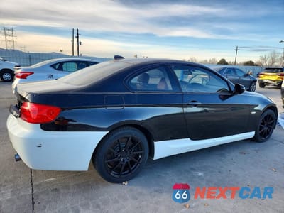 Trzecie zdjęcie samochodu z tyłu: 2011 BMW 335 XI VIN:WBAKF9C52BE619320 - miniatura