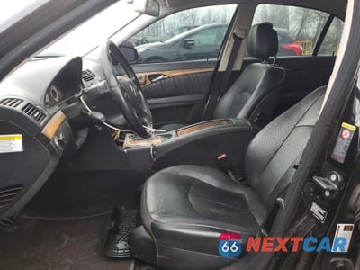 Zdjęcie 7 z 12 samochodu: 2007 MERCEDES-BENZ E 550 4MATIC VIN:WDBUF90X47B172272 - miniatura