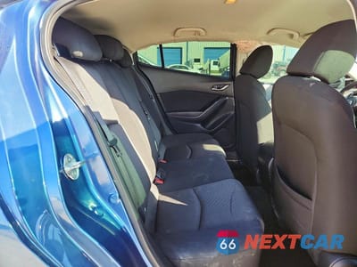 Zdjęcie 10 z 11 samochodu: 2018 MAZDA 3 SPORT VIN:3MZBN1K71JM265922 - miniatura