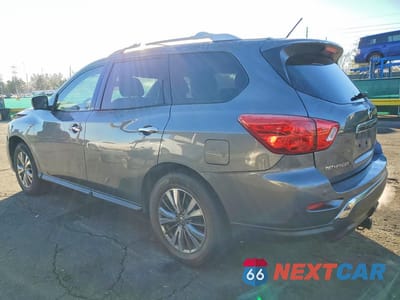 Drugie zdjęcie samochodu z przodu: 2018 NISSAN PATHFINDER S VIN:5N1DR2MM2JC635362 - miniatura
