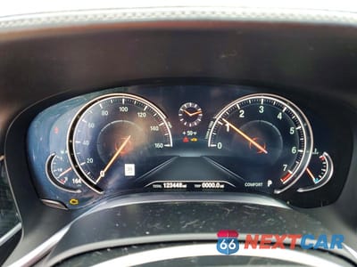 Zdjęcie 9 z 12 samochodu: 2019 BMW 740 I VIN:WBA7E2C50KB218298 - miniatura