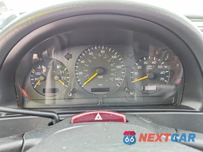 Zdjęcie 9 z 13 samochodu: 2002 MERCEDES-BENZ ML 320 VIN:4JGAB54E92A348325 - miniatura