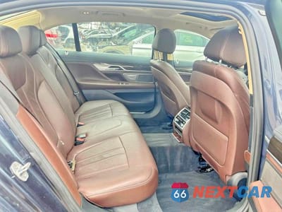 Zdjęcie 6 z 10 samochodu: 2018 BMW 740 XI VIN:WBA7E4C54JGV23896 - miniatura