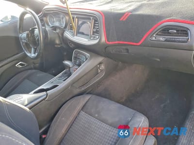 Zdjęcie 8 z 12 samochodu: 2015 DODGE CHALLENGER SXT VIN:2C3CDZAG5FH703197 - miniatura