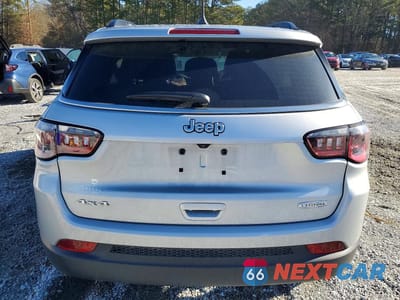 Zdjęcie 6 z 13 samochodu: 2025 JEEP COMPASS LATITUDE VIN:3C4NJDBN0ST562022 - miniatura