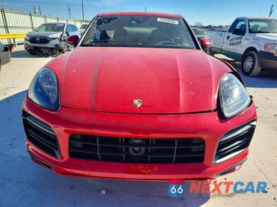 Piąte zdjęcie samochodu w środku: 2023 PORSCHE CAYENNE GTS VIN:WP1AG2AY3PDA18154 - miniatura