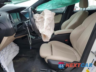 Zdjęcie 7 z 11 samochodu: 2021 BMW 228I VIN:WBA53AK00M7H33193 - miniatura