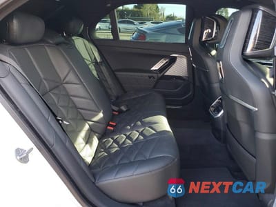 Zdjęcie 10 z 12 samochodu: 2023 BMW 740 I VIN:WBA23EH02PCL71121 - miniatura