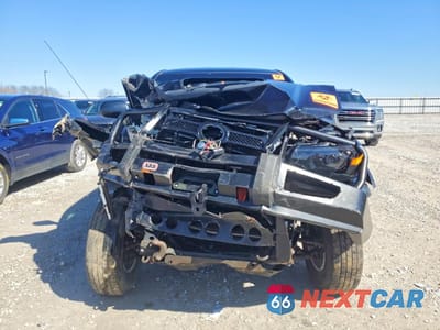 Piąte zdjęcie samochodu w środku: 2013 TOYOTA TACOMA VIN:5TFLU4EN5DX059734 - miniatura