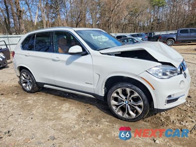 Czwarte zdjęcie samochodu z boku: 2018 BMW X5 XDRIVE35I VIN:5UXKR0C56JL073717 - miniatura