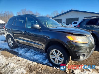 Czwarte zdjęcie samochodu z boku: 2011 HYUNDAI SANTA FE GLS VIN:5XYZGDAB0BG086448 - miniatura