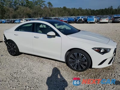 Czwarte zdjęcie samochodu z boku: 2023 MERCEDES-BENZ CLA 250 4MATIC VIN:W1K5J4HB7PN405324 - miniatura
