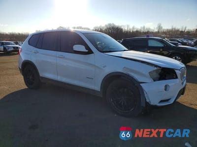 Czwarte zdjęcie samochodu z boku: 2013 BMW X3 XDRIVE28I VIN:5UXWX9C50D0A31709 - miniatura