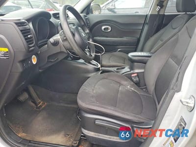 Zdjęcie 7 z 12 samochodu: 2016 KIA SOUL BASE VIN:KNDJN2A24G7828488 - miniatura