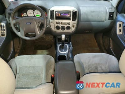 Zdjęcie 8 z 13 samochodu: 2006 FORD ESCAPE XLT VIN:1FMYU93176KD54039 - miniatura
